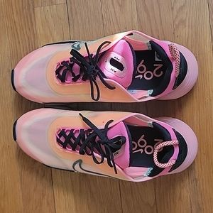 Nike WMNS AIR MAX 2090 'NEON HIGHLIGHTER'